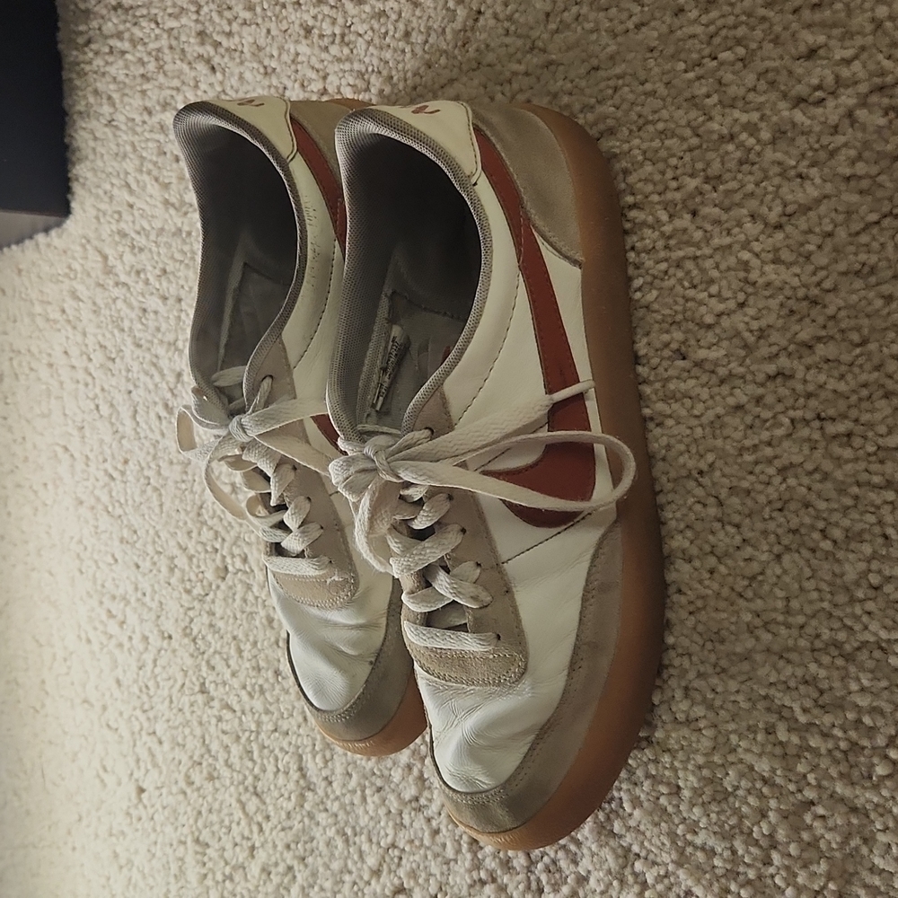 Nike kill shots.